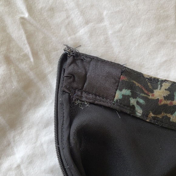 ZIMMERMANN
Maples Wrap Playsuit Black Bird… - Picture 7 of 8